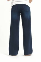 Load image into Gallery viewer, 32&quot; Better Butter Wide Leg Maternity Jean in Yanique
