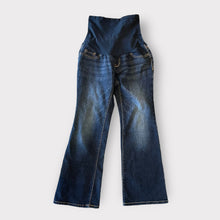 Load image into Gallery viewer, Petite Bootcut Jeans- XS

