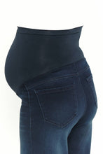 Load image into Gallery viewer, 32&quot; Better Butter Wide Leg Maternity Jean in Yanique
